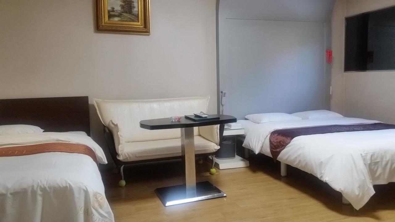 Joa Hotel Чхонджу Экстерьер фото